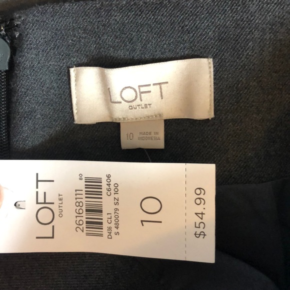 NWT - Loft Wrap Skirt - Machine Washable - Picture 3 of 4